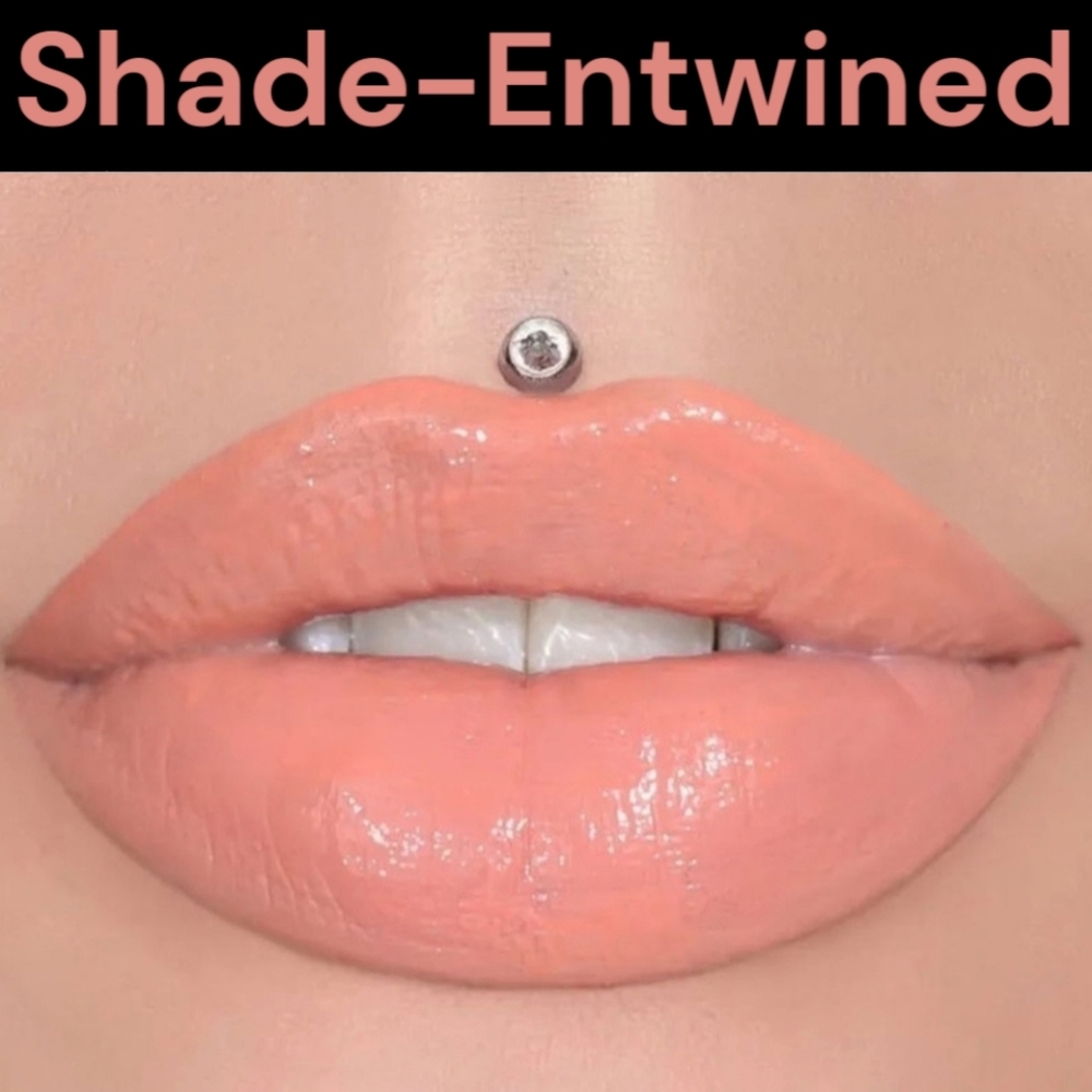 NIB Supreme Gloss Jeffree Star-Entwined